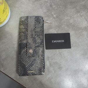Danier Black Textured Leather Zip Wallet